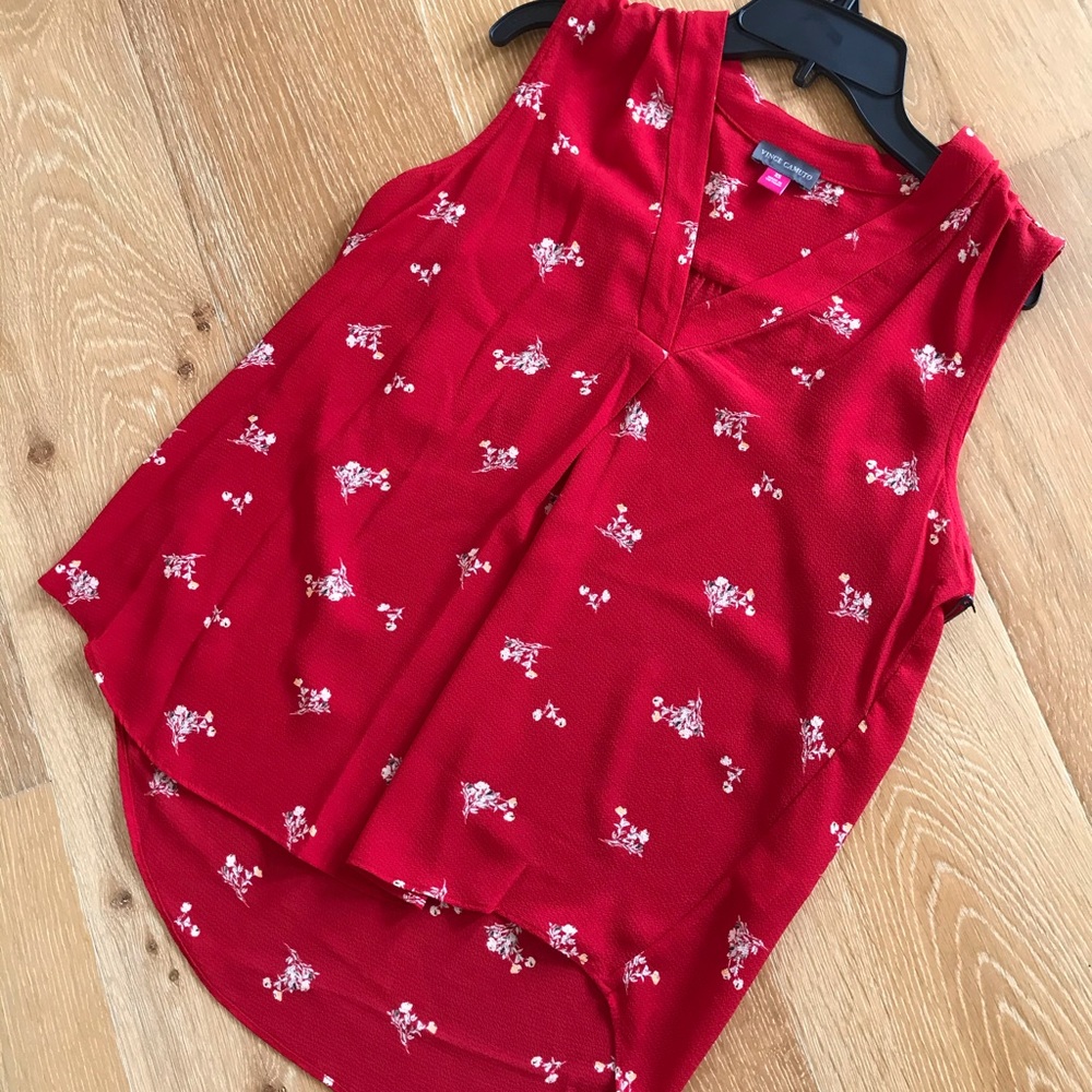 NWT - Vince Camuto Red Tank